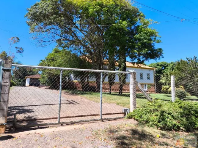 Fazenda para Venda em São José do Rio Pardo, rural, 1 dormitório, 1 suíte, 1 banheiro, 1 v