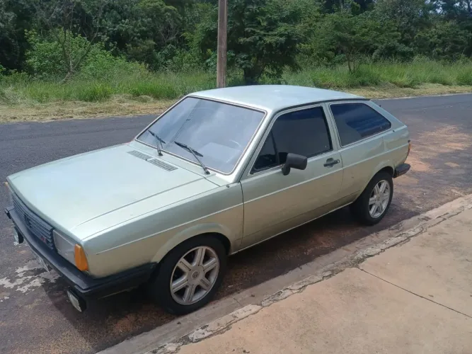 Volkswagen Gol Geração I Plus 1.6 8V Álcool Mec. 2P 1986