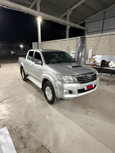 Imagem de Toyota Hilux CD SR D4-d 4X4 3.0 TDI Dies Aut. 2014