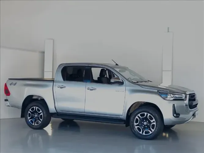 Toyota Hilux CD SRX 4X4 2.8 TDI 16V Diesel Aut. 2021