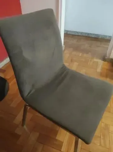 Cadeira para sala de jantar - NÃO ENTREGO. Tenho 4.