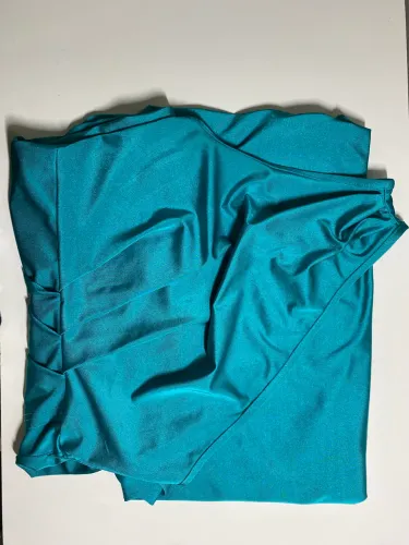 Vestido azul turquesa