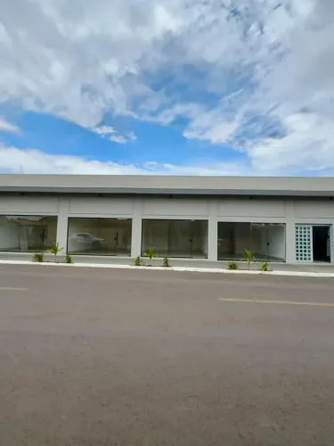 Galeria para aluguel possui 30 metros quadrados com 1 quarto em Coronel Antonino - Campo G