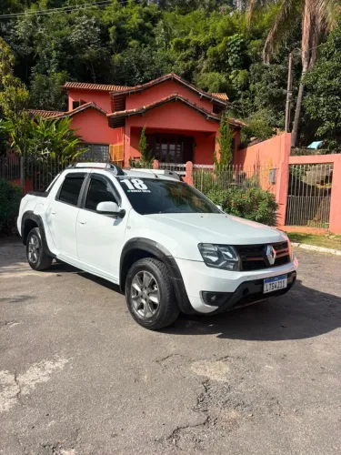 Renault Duster Oroch Dyna. 2.0 Hi-flex 16V Aut. 2018