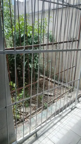 Vendo portões de correr para garagem