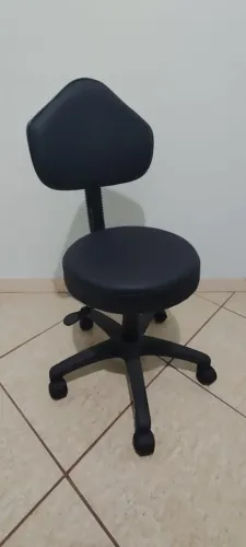 Cadeira Mocho nova