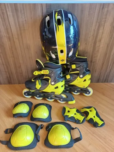 Roller ( Patins ) infantil tamanho 34 a 37