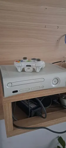 Vendo xbox 360 funciona perfeitamente