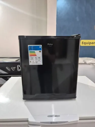 Frigobar Philco Black 