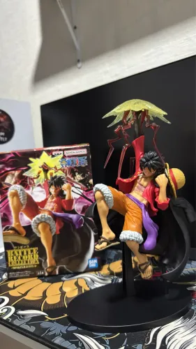 LUFFY BATLLE COLLECTION