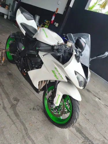 Kawasaki Ninja ZX10R 1000cc 2008