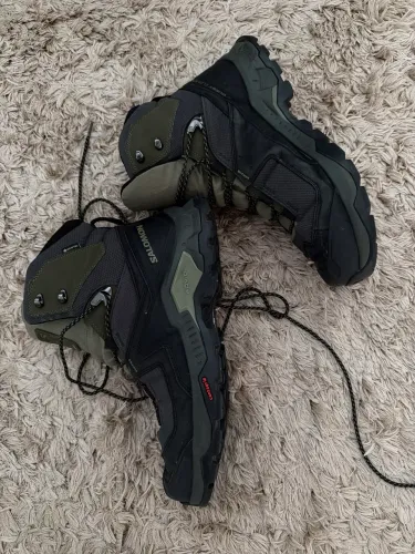Bota Salomon Quest Element GTX