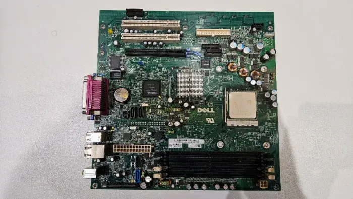 Placa Dell OptiPlex 740 UY894 com AMD Athlon 64 X2 4200+