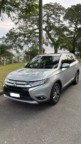 Mitsubishi Outlander 2.0 16V 160cv Aut. 2016