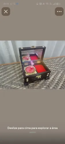 Procura-se essa caixinha de música baú para comprar