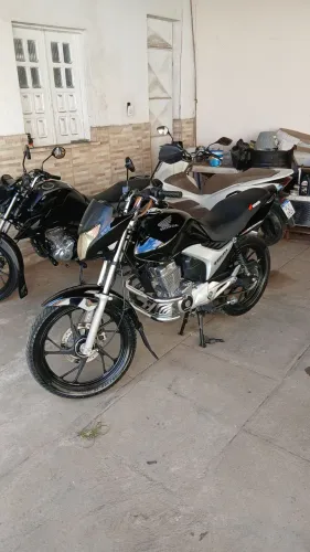 Vendo titan esd  2011 