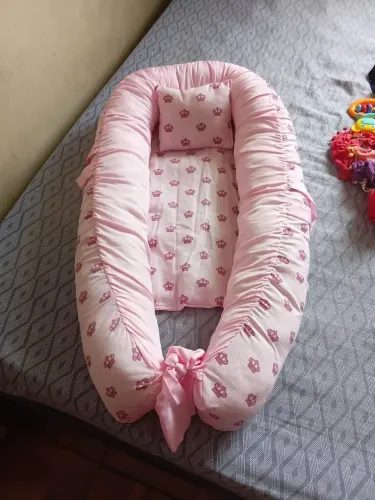 Vendo ninho com almofada para amamentação
