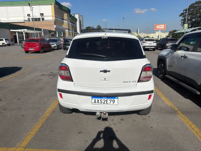 Chevrolet Agile LTZ 1.4 MPFI 8V Flexpower 5P 2014