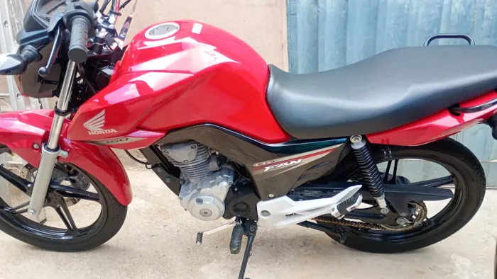 Moto extra particular ,na troca considerar 14.500