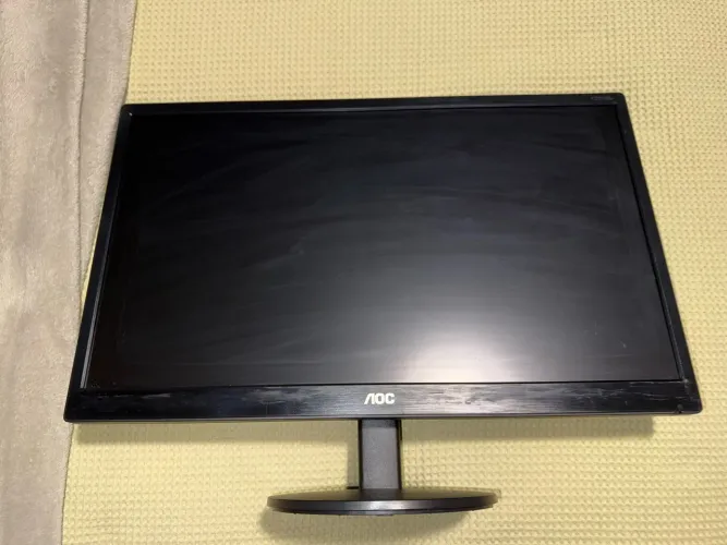 Monitor AOC 21,5? LED Full HD - Usado