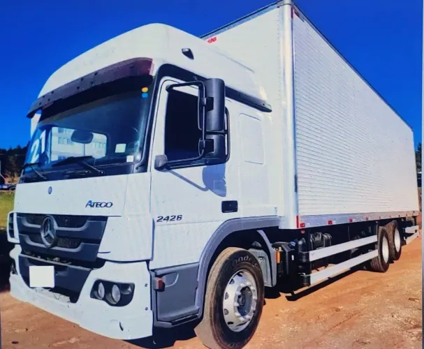 MERCEDES-BENZ atego 2426 automático 