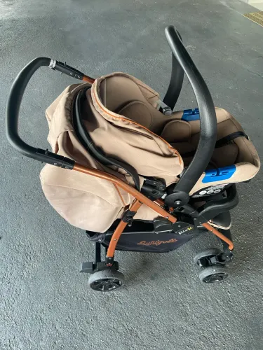 Burigotto Carrinho + bebê conforto Rio K preto e cobre