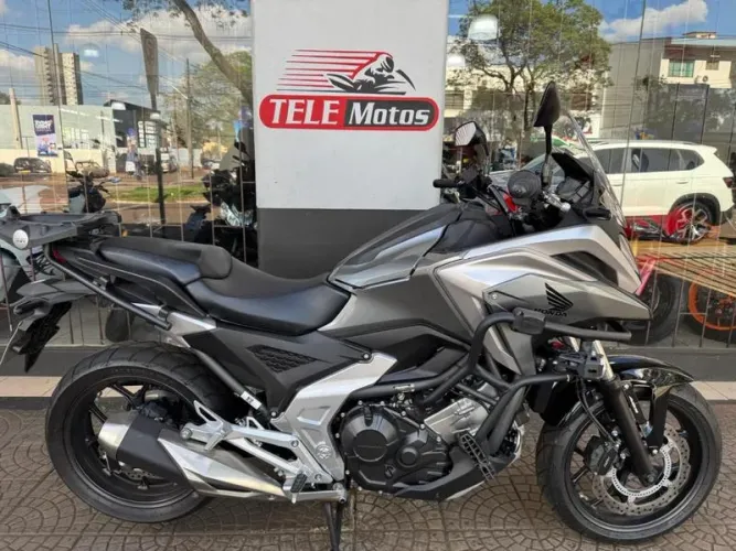 HONDA NC 750X 2025