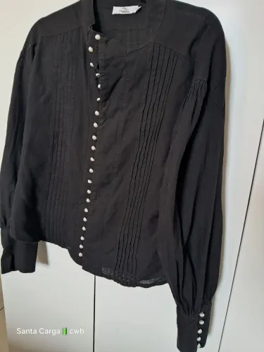 Camisas e camisetas