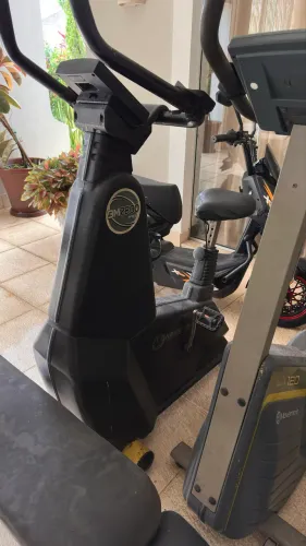 Bicicleta Profissional Movement BM2800 Pro