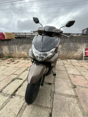 YAMAHA FLUO 125