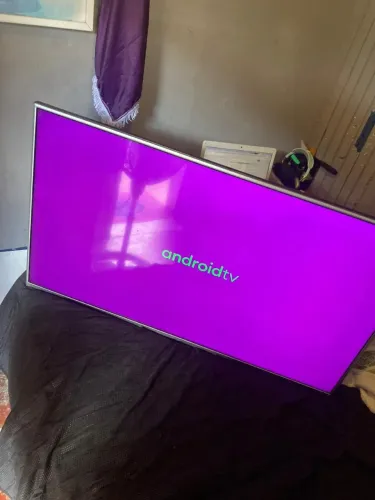 TV 49 polegadas LG + Android TV Intelbras (sem som)