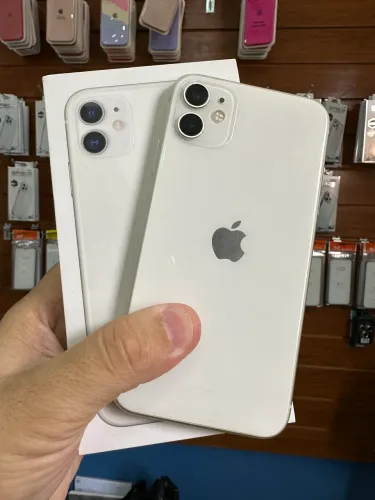 iPhone 11 128GB - Seminovo