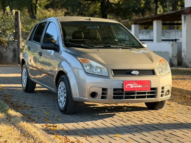 Ford Fiesta Class 1.0 4P 2008