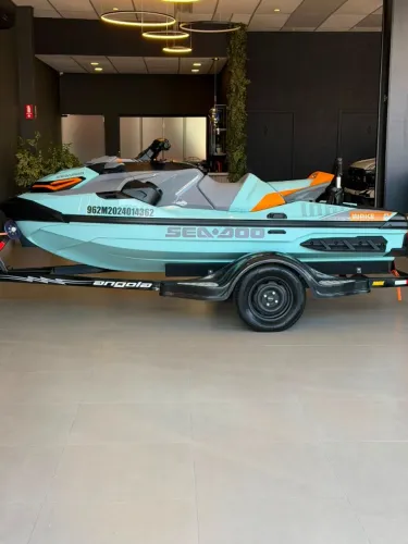 SeaDoo Wake Pro 230 2024 38 Horas + Carreta Agola + Som