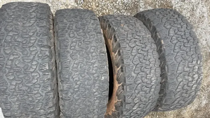 04 pneus BFGOODRICH ALL-TERRAIN - KO2 - 285/70/17