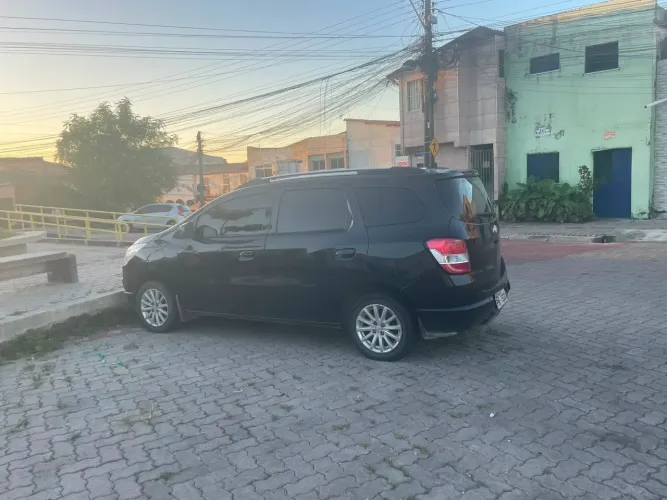 Chevrolet Spin LT 1.8 8V Econo.flex 5P Mec. 2015