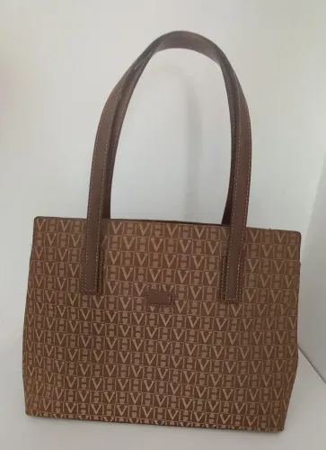 Bolsa Victor Hugo marrom