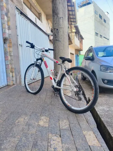 Bicicleta Aro 26 Alumínio Toda Shimano + Rodas Vmaxx