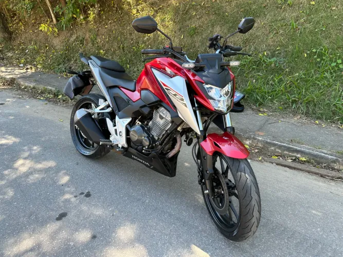 CB 300f 2026 EM ESTADO DE ZERO !