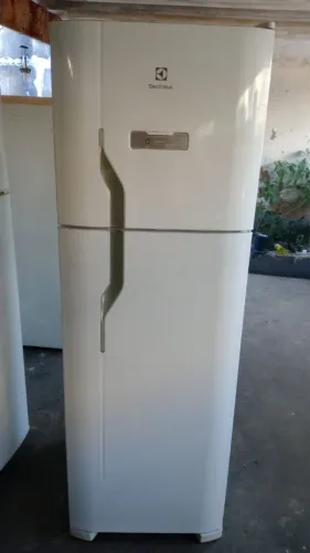 Geladeira Electrolux 220v frost free