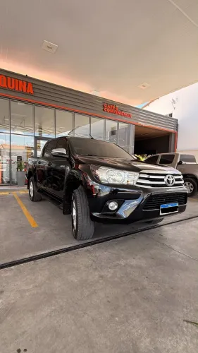 Toyota Hilux CD SRV 4X4 2.8 TDI Diesel Aut. 2018