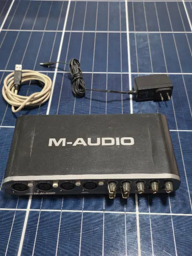 Interface audio M-audio Fast Track Ultra (4 canais XLR/8 P10)