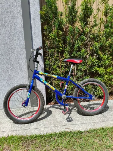 Bike Infantil BMX (usada)