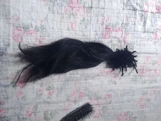 Cabelo humano curto 