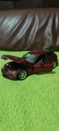 Miniaturas 1/18