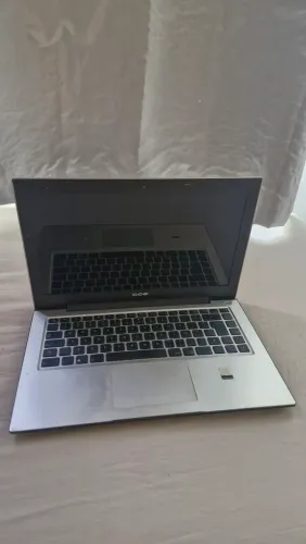 Notebook CCE para aproveitamento das peças