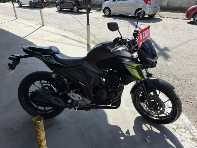 Vendo Fz25 2024