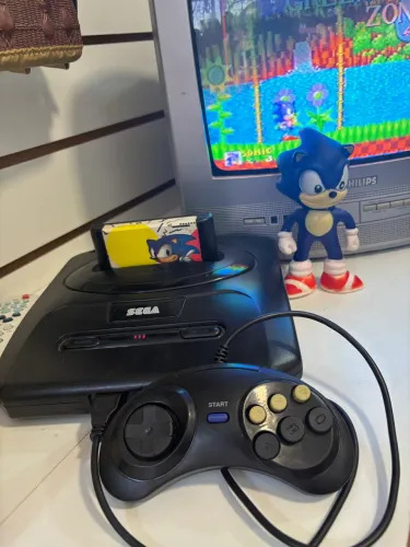 Mega drive III saída pra Sega CD + cartucho sonic