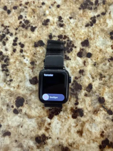 MUITO NOVO - Vendo APPLE WATCH SE 40mm