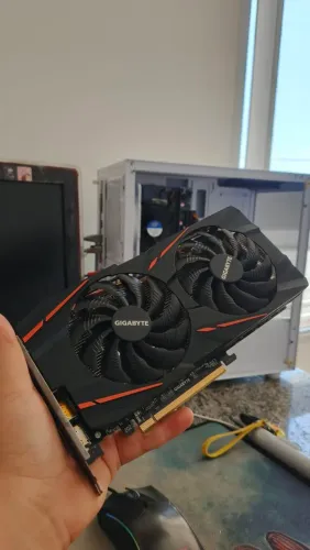 RX 590 GIGABYTE MODELO NACIONAL
